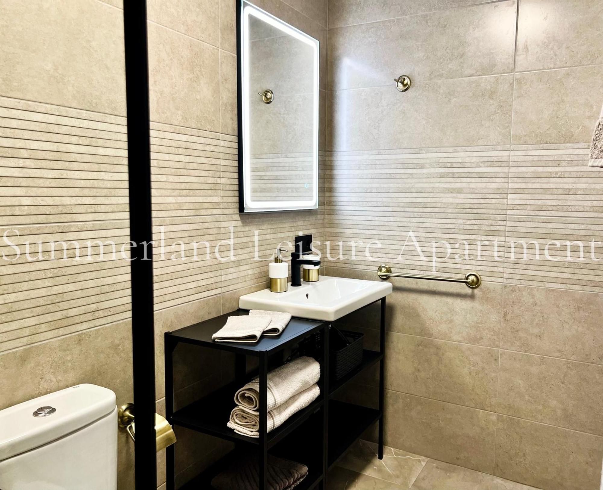 Apartment Summerland Leisure